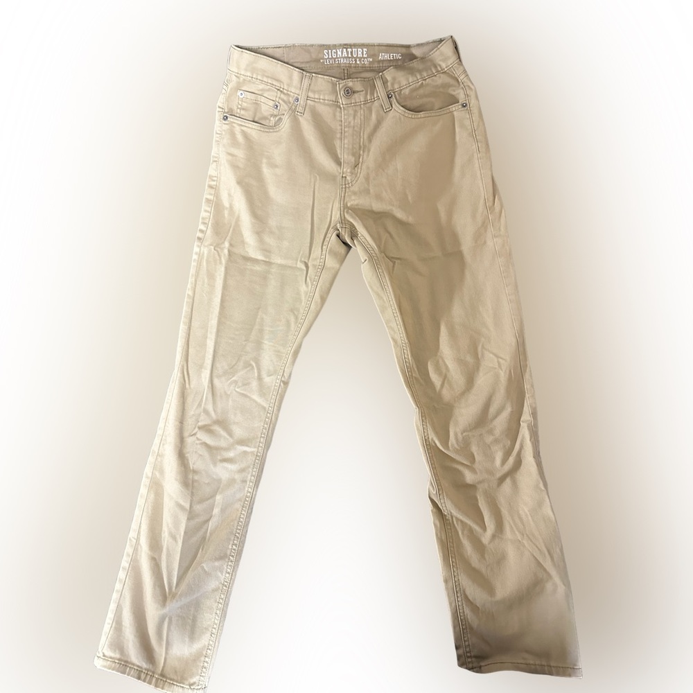 Levi’s Signature Khaki Pants